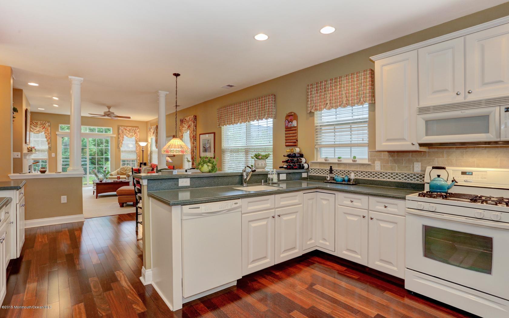 78 Gables Way Jackson, NJ 08527 - Photo 10 of 33 13-photo-web-1680x1050-187747