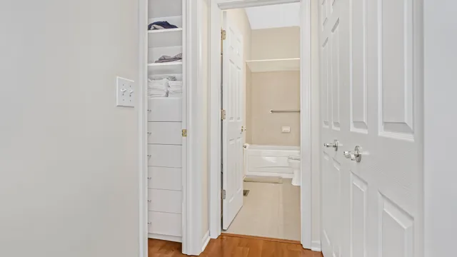 $3,000 | 530 Prestwick Lane, Wheeling, IL 60090