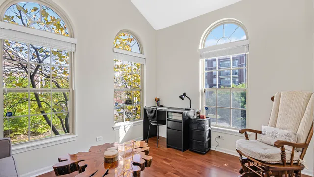 $3,000 | 530 Prestwick Lane, Wheeling, IL 60090