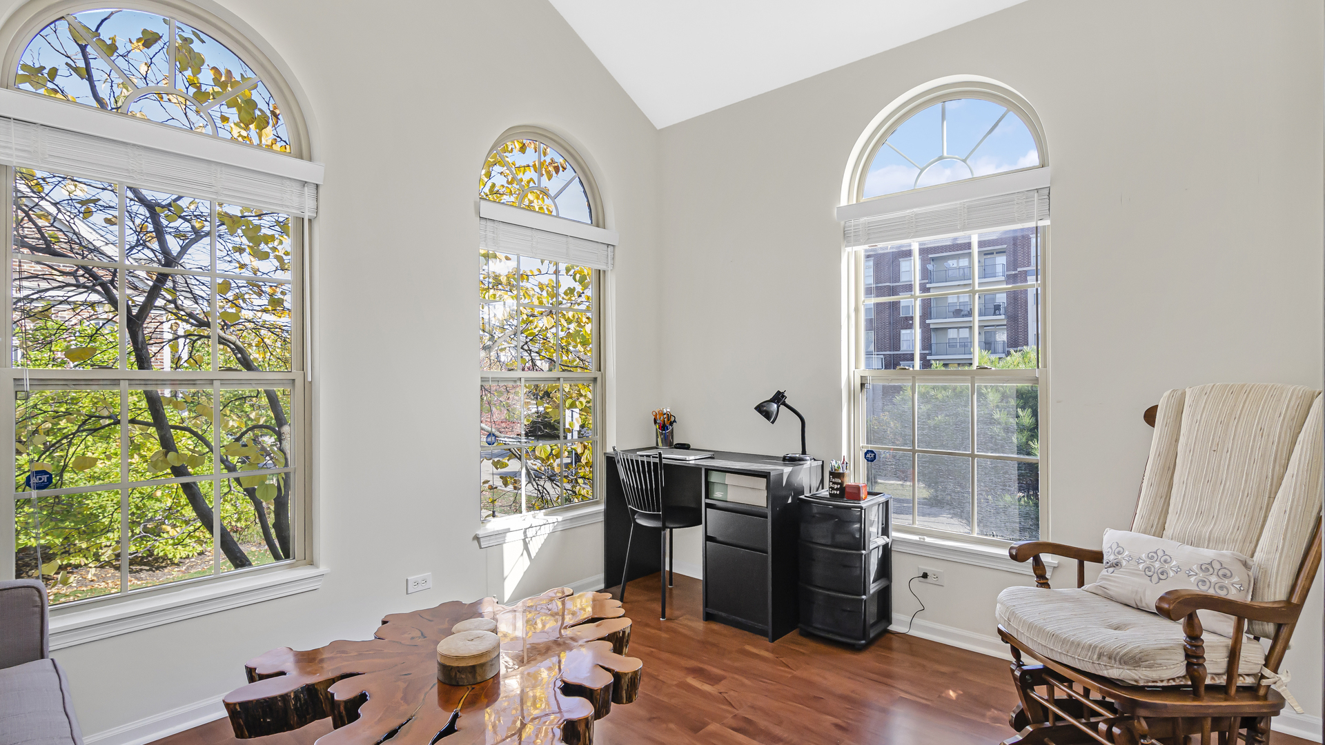 530 Prestwick Lane Wheeling, IL 60090 - Photo 13 of 22