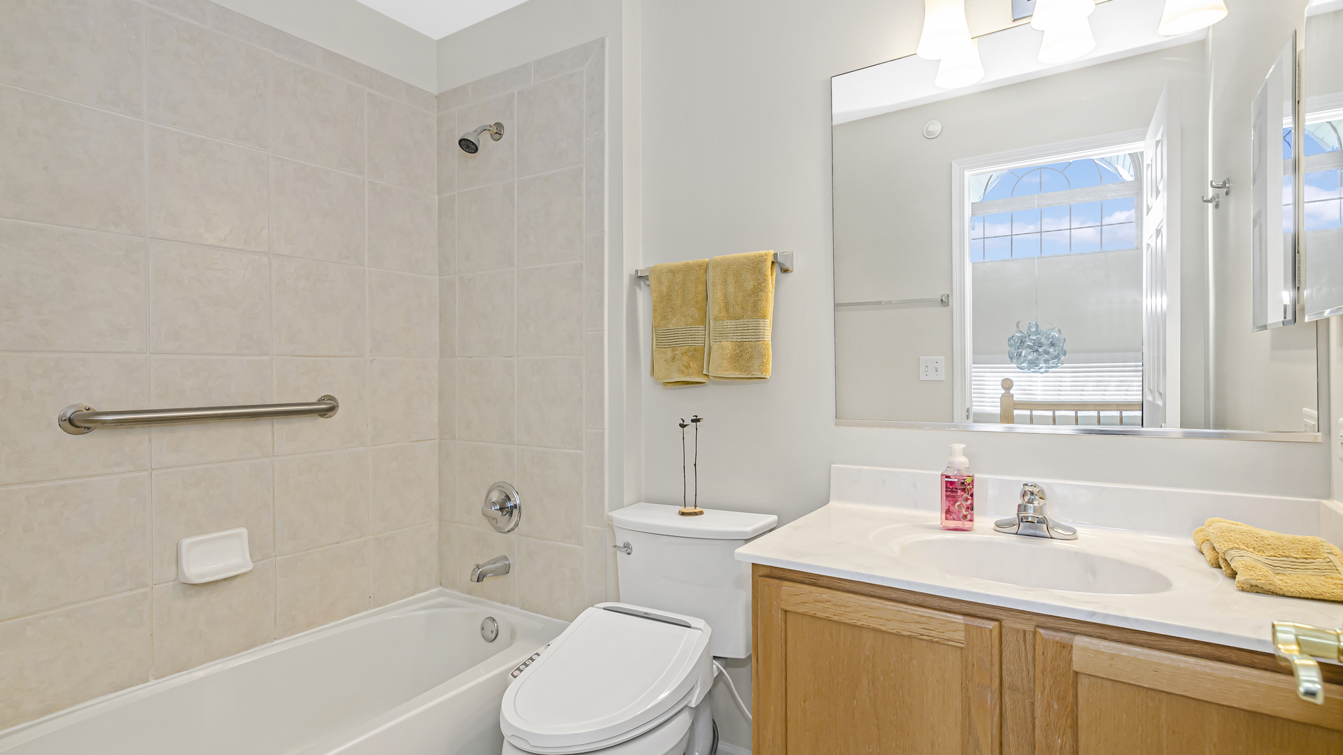 530 Prestwick Lane Wheeling, IL 60090 - Photo 14 of 22