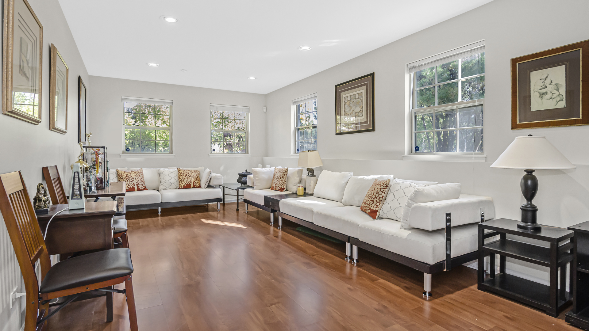 530 Prestwick Lane Wheeling, IL 60090 - Photo 15 of 22