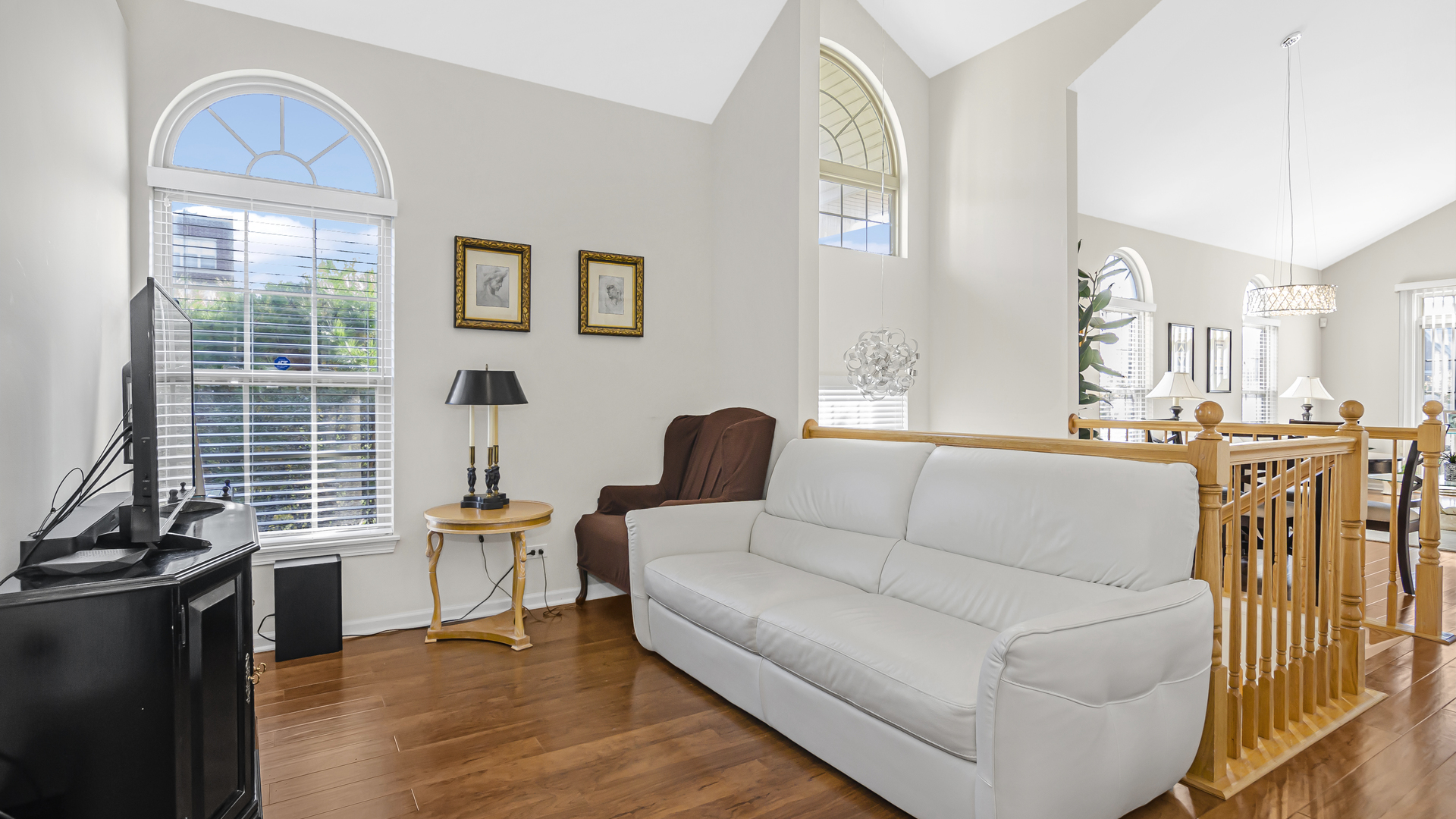 530 Prestwick Lane Wheeling, IL 60090 - Photo 7 of 22