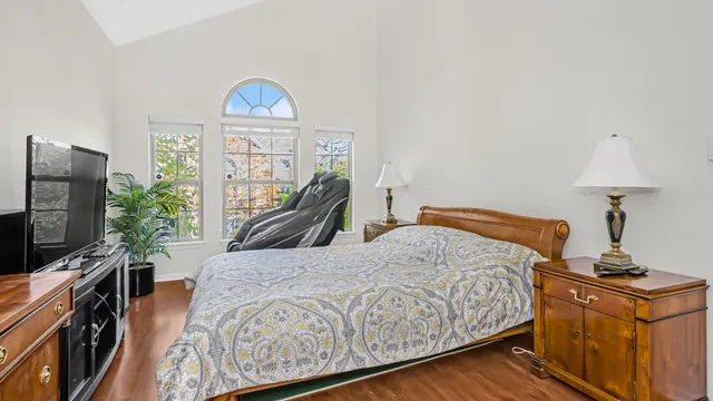 $3,000 | 530 Prestwick Lane, Wheeling, IL 60090