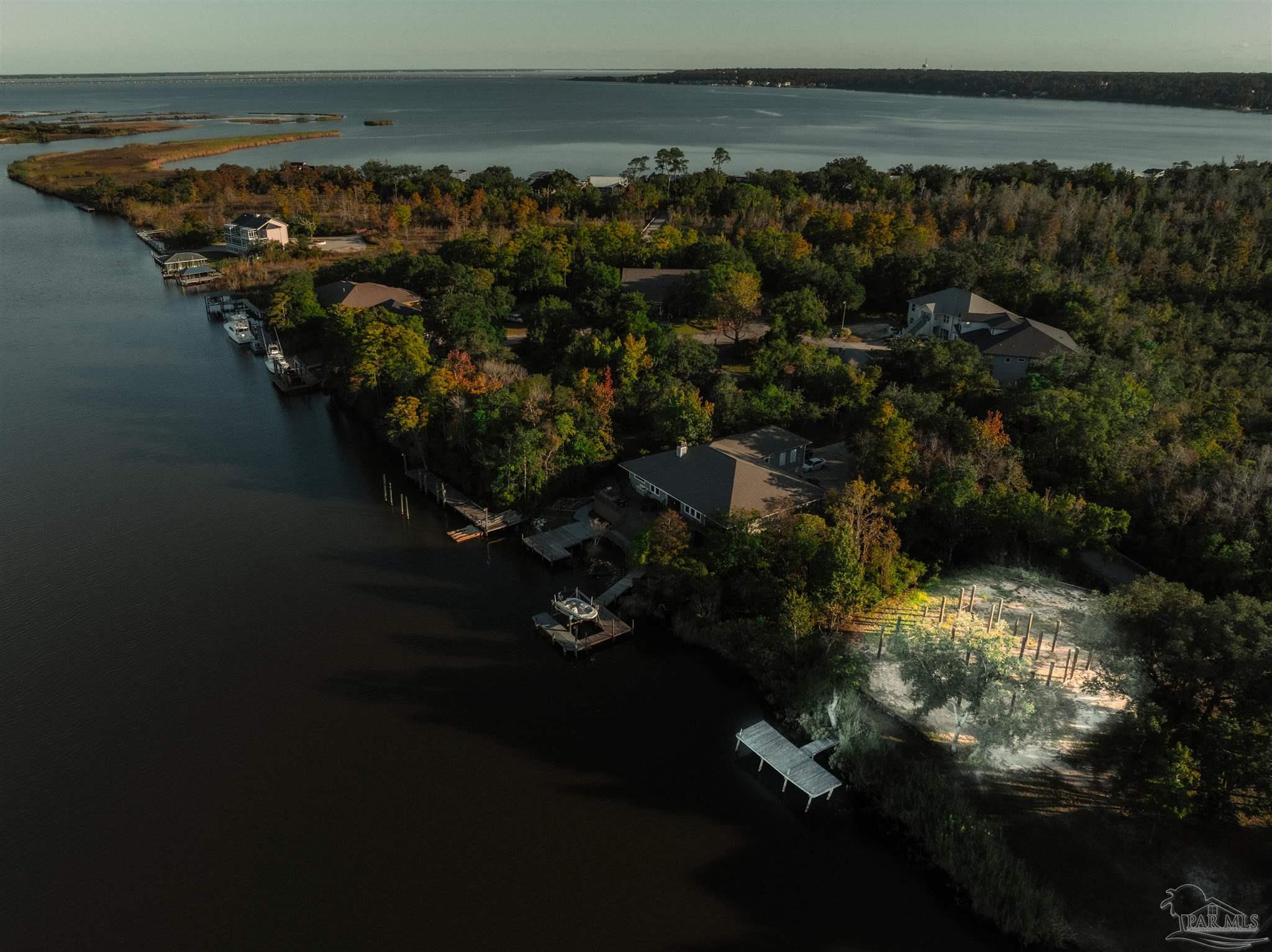 2022 Mackey Key Drive Pensacola, FL 32514 - Photo 10 of 15