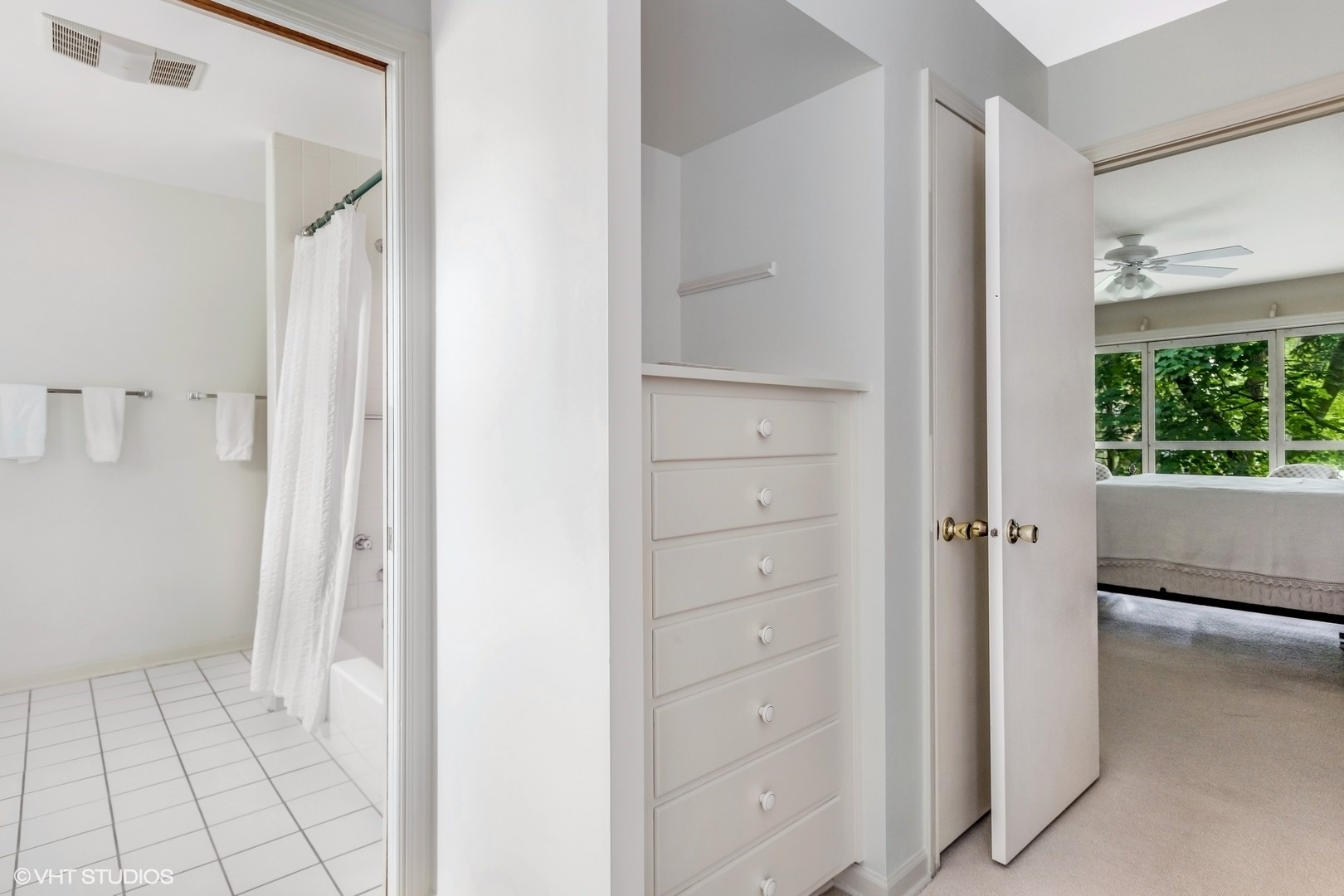 784 Green Bay Road Winnetka, IL 60093 - Photo 14 of 22 Gallery Image 14