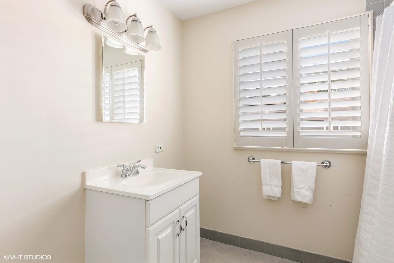784 Green Bay Road Winnetka, IL 60093 - Photo 20 of 22 Gallery Image 20