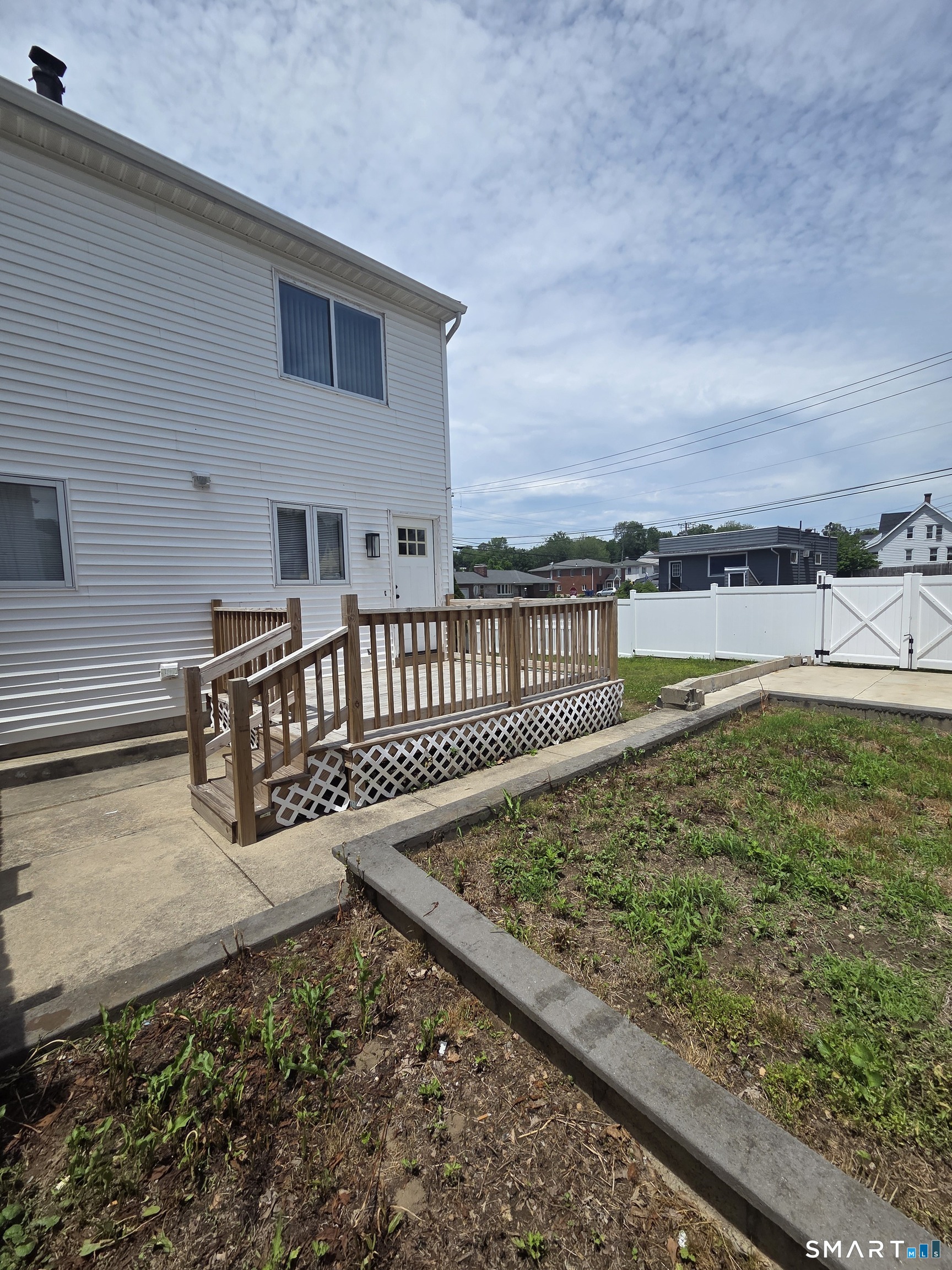 1101 Highland Avenue Waterbury, CT 06708 - Photo 1 of 20