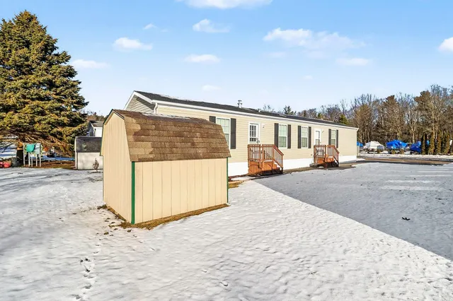 $85,000 | 2907 North Sandy Drive, Ludington, MI 49431