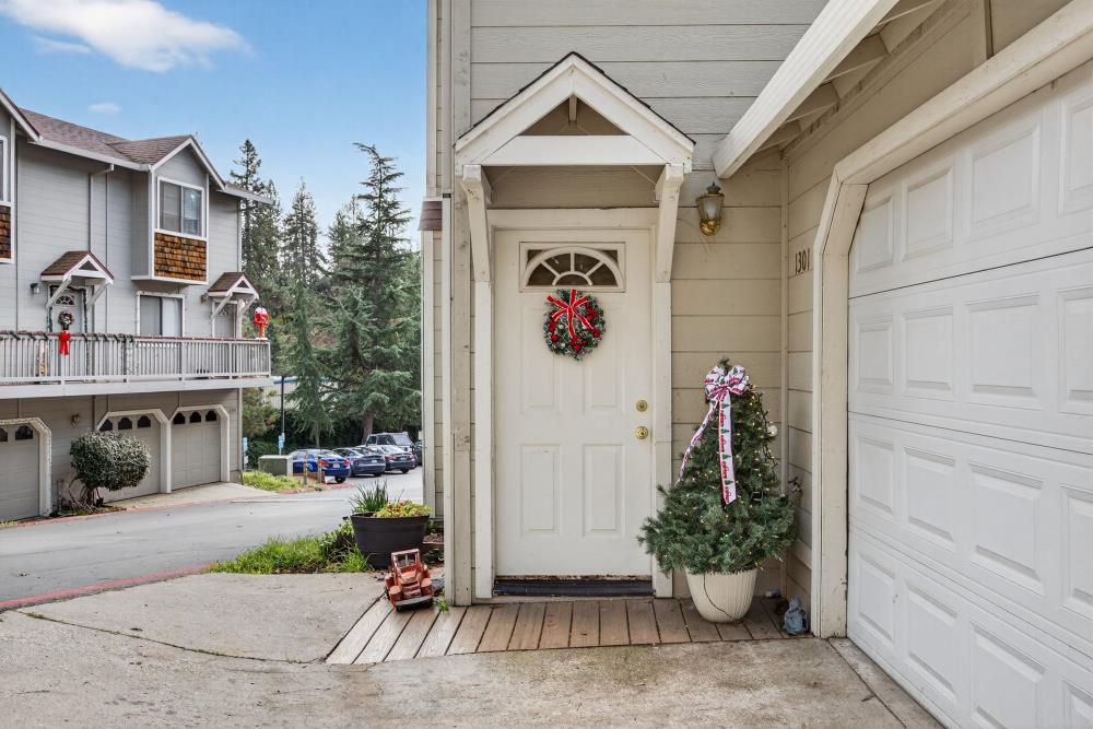 1301 Oak Ridge Drive Colfax, CA 95713 - Photo 4 of 33