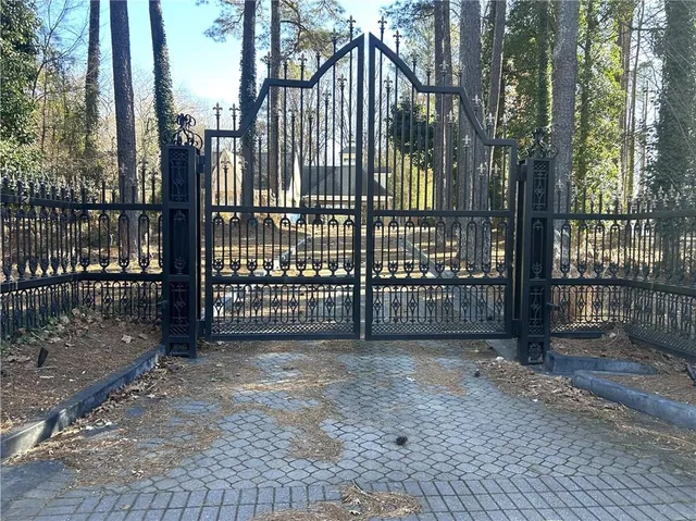 $2,200,000 | 13039 Freemanville Road, Alpharetta, GA 30004