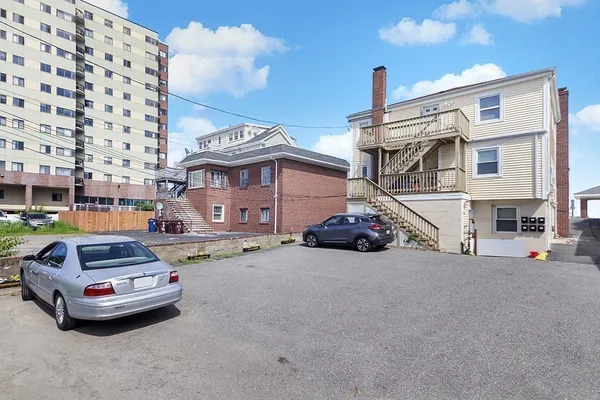 $2,000 | 465 Revere Beach Boulevard, Unit B2, Revere, MA 02151