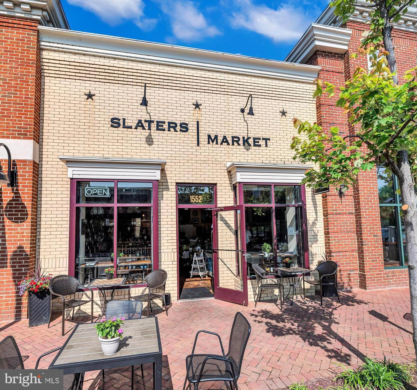 725 Carpenter Road Alexandria, VA 22314 - Photo 49 of 70 Slaters Market