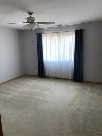 $2,750 | 759 Cherry Creek Drive, Unit 759, Grayslake, IL 60030