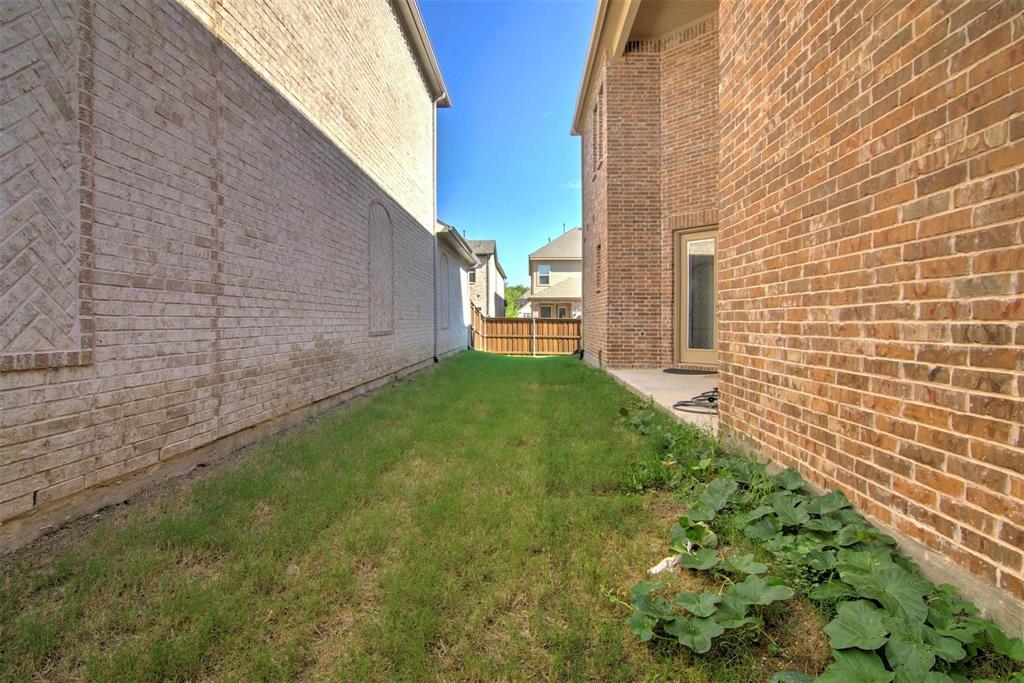 12618 Akenside Road Frisco, TX 75035 - Photo 28 of 31 View of yard