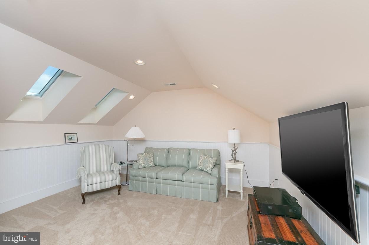 5547 Whitehall Road Cambridge, MD 21613 - Photo 43 of 60 Upstairs Den with Skylights