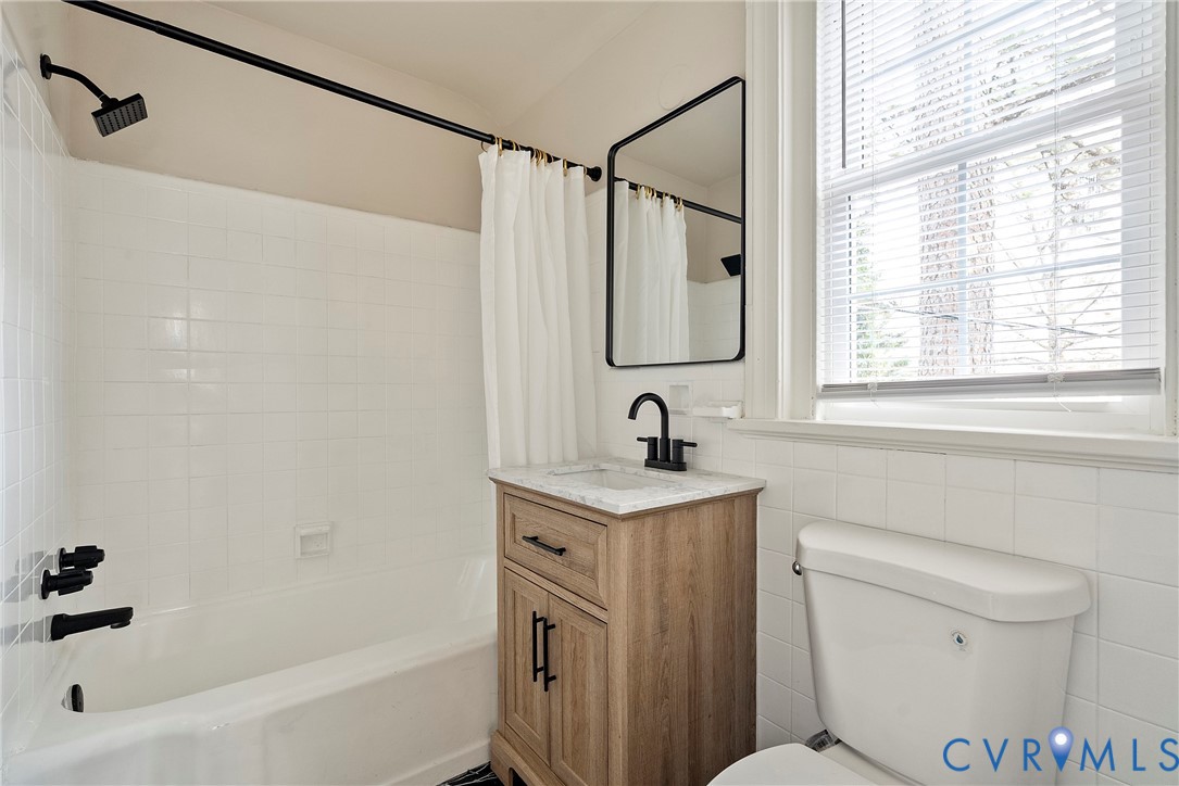 905 Pine Ridge Road Richmond, VA 23226 - Photo 30 of 48 Gallery Image 30