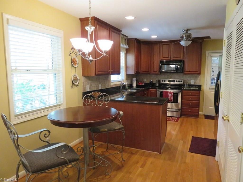 221 Pine Ridge Drive High Point, NC 27262 - Photo 11 of 25 Quaint breakfast area for morning coffee