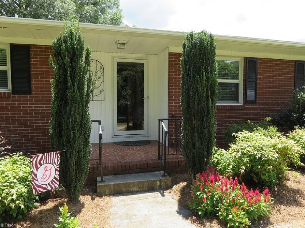 221 Pine Ridge Drive High Point, NC 27262 - Photo 3 of 25 Front entry into this this PERFECT all brick home with 2 car attached garage