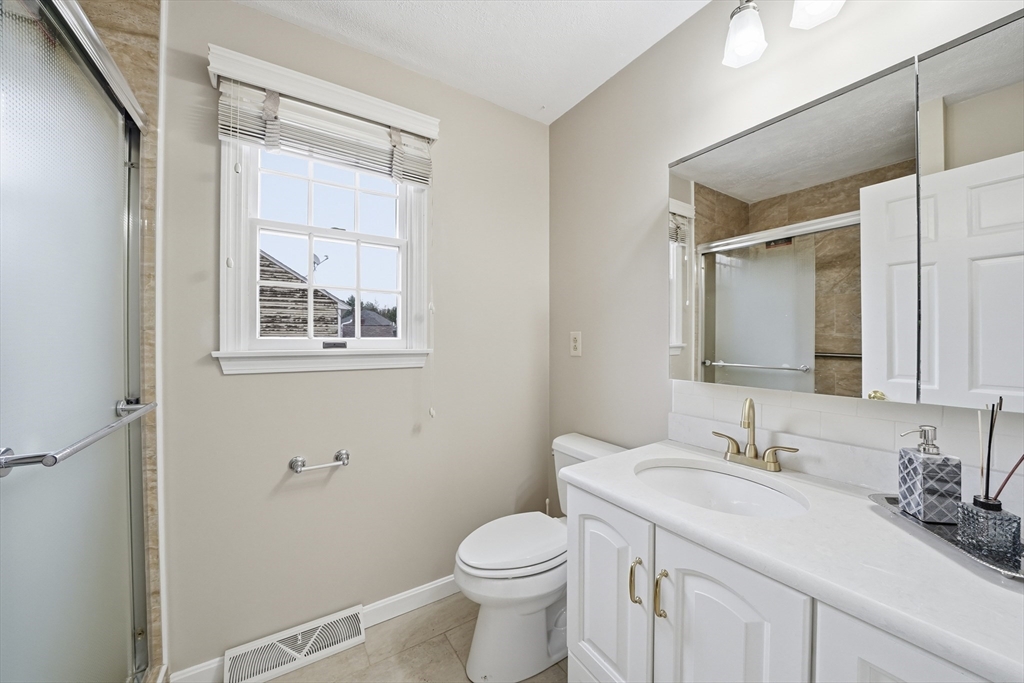 45 Grove Street Lexington, MA 02420 - Photo 20 of 42