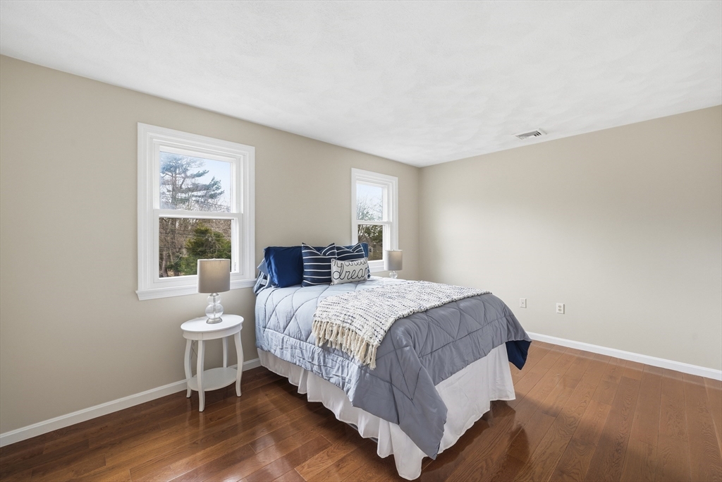 45 Grove Street Lexington, MA 02420 - Photo 29 of 42