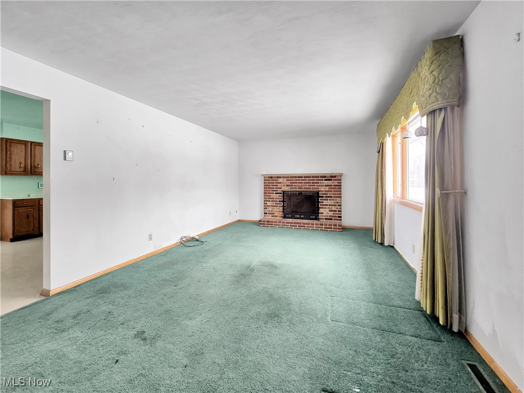 5253 Palmyra Road Southwest Warren, OH 44481 - Photo 7 of 47 Gallery Image 7