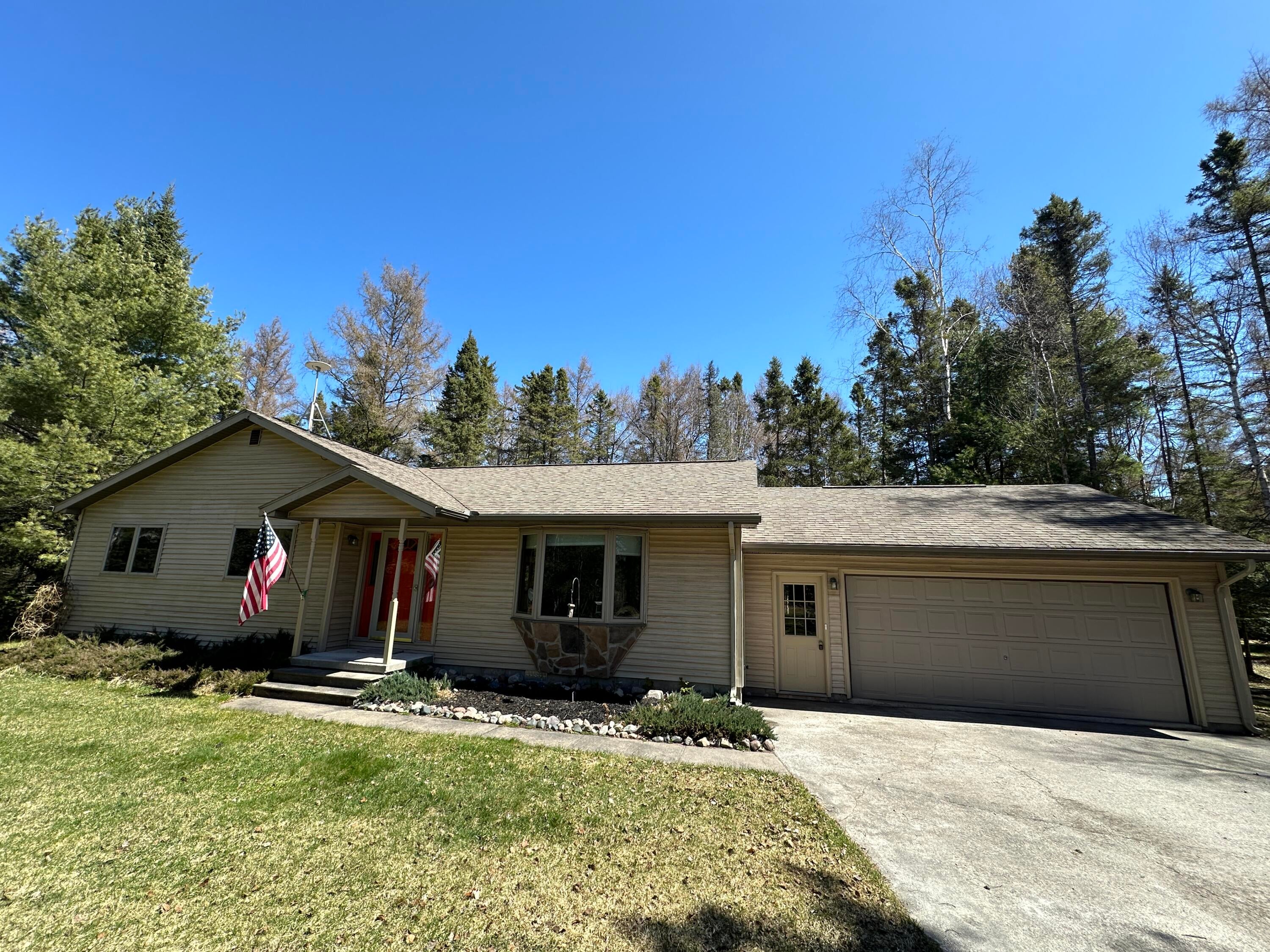 6143 South Forrest Side Road Brimley, MI 49715 - Photo 29 of 44 Gallery Image 29