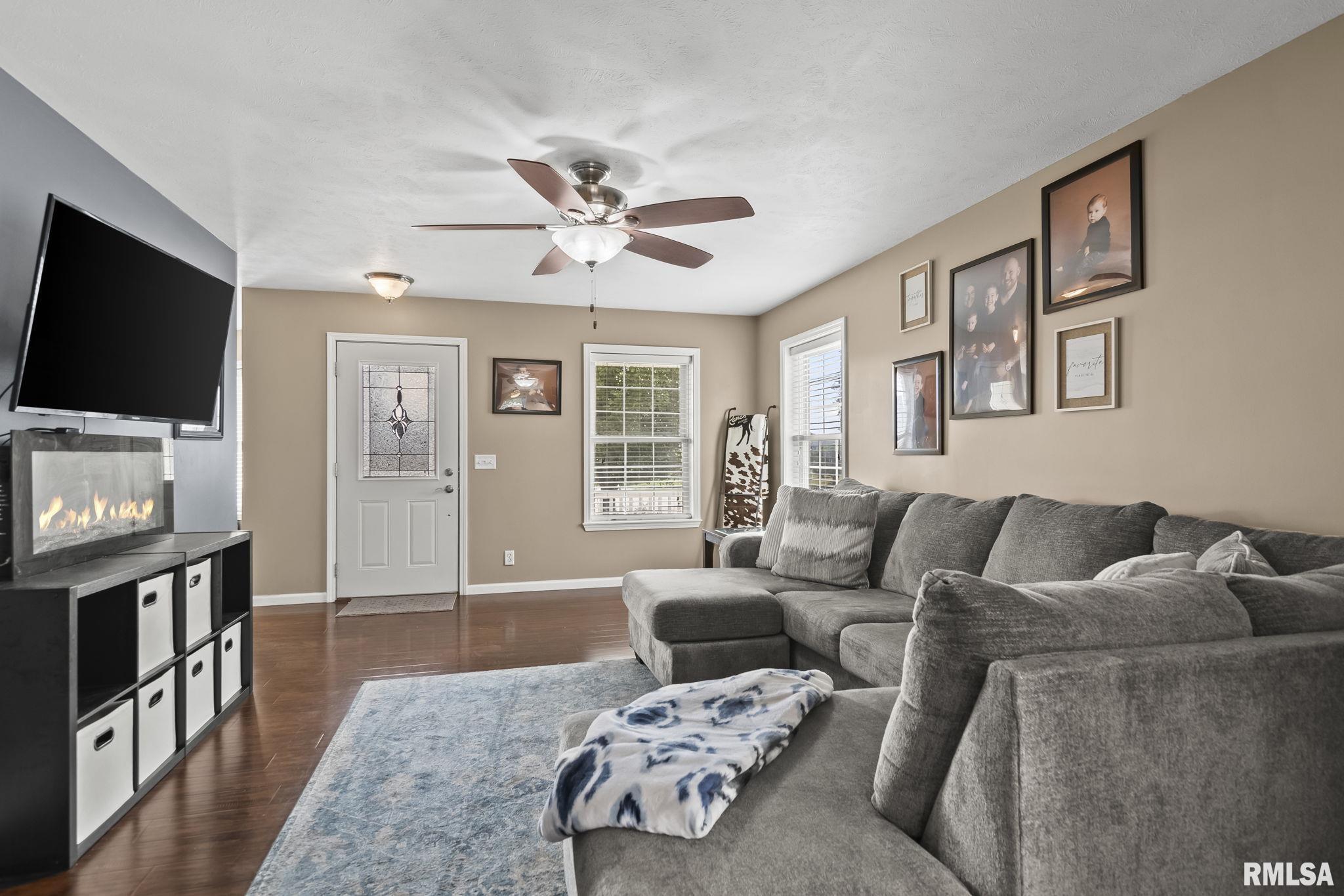 124 Candlestick Drive Chatham, IL 62629 - Photo 8 of 41