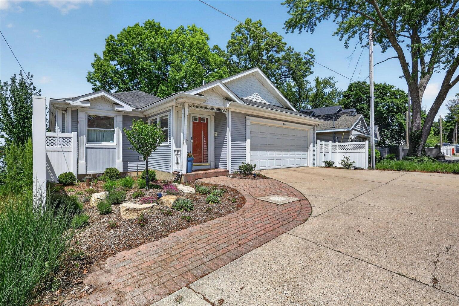 7235 Belding Road Northeast Rockford, MI 49341 - Photo 11 of 71 IMG_8905