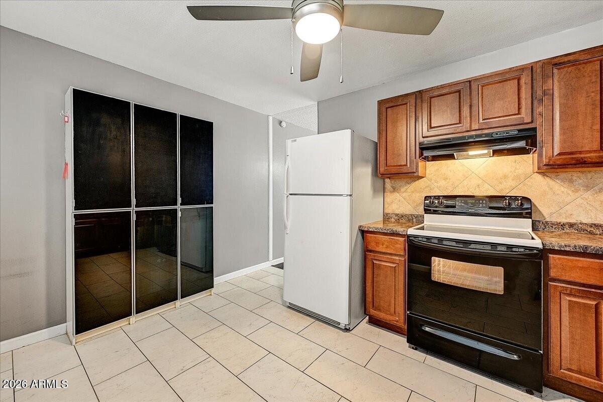 3808 West Bloomfield Road Phoenix, AZ 85029 - Photo 7 of 34 Kitchen