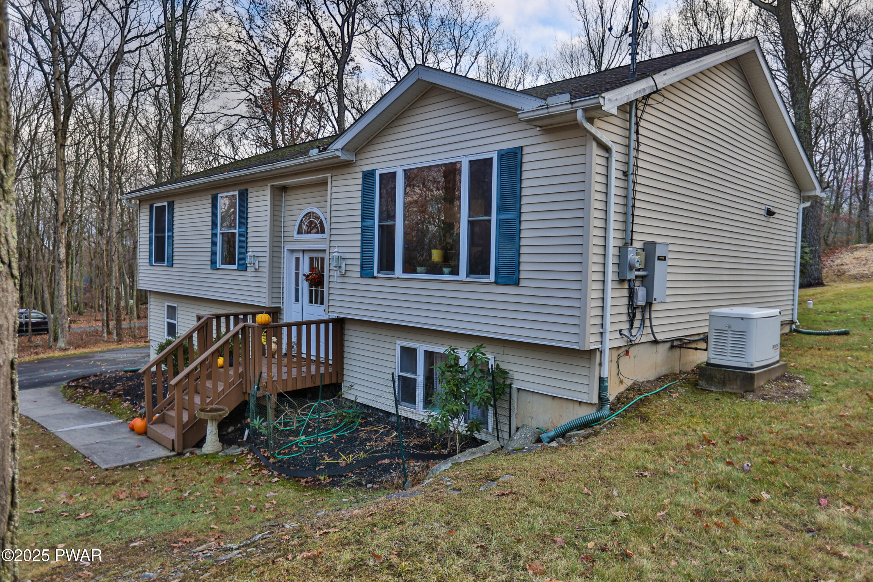 133 Hebula Road Milford, PA 18337 - Photo 2 of 23 Side View