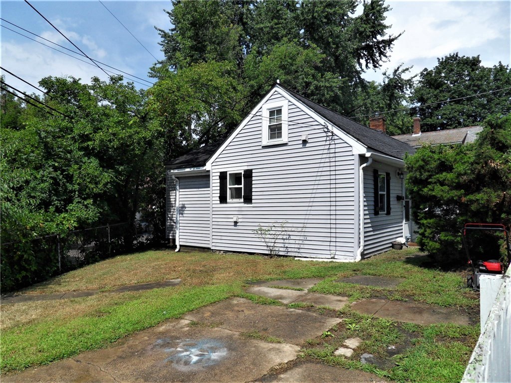 110 Oak Street Woonsocket, RI 02895 - Photo 18 of 22
