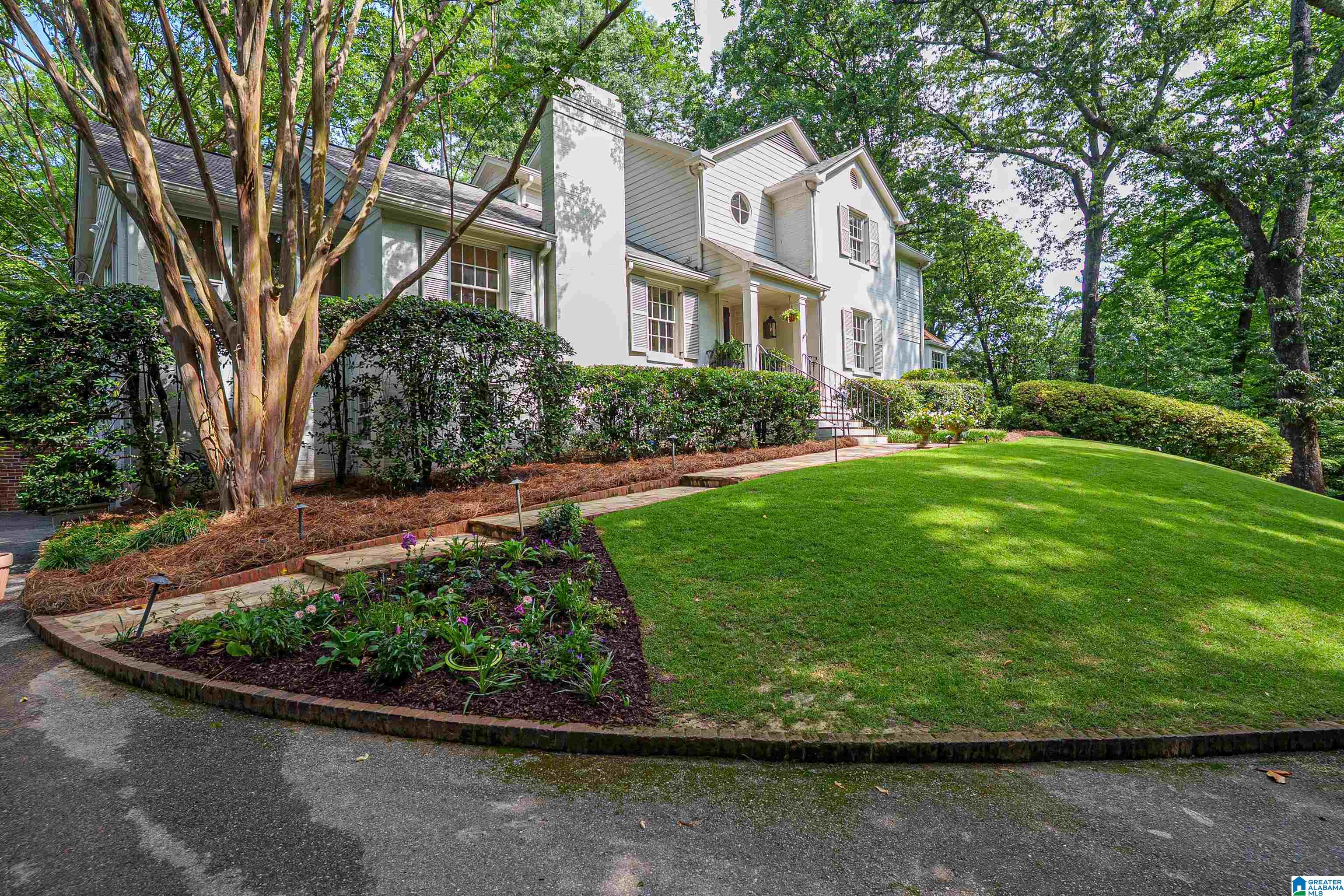 28 Beechwood Road Birmingham, AL 35213 - Photo 3 of 76