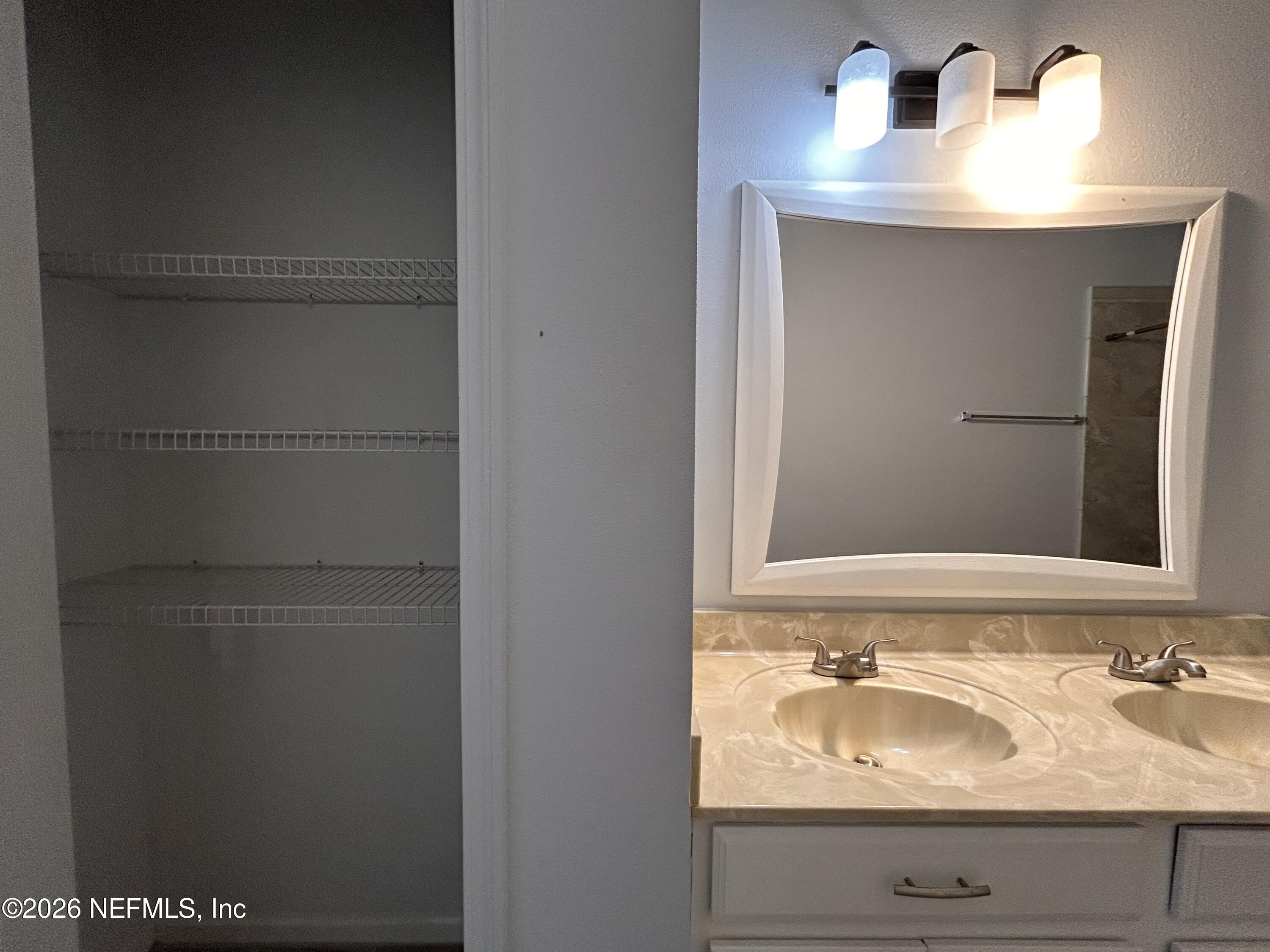 8215 Green Parrot Road, Unit 103 Jacksonville, FL 32256 - Photo 14 of 28 IMG_6977