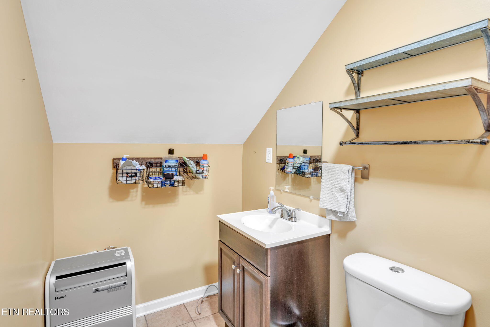 107 Brushy Valley Road Clinton, TN 37716 - Photo 45 of 58 107 Brushy Living Quarters Bathroom