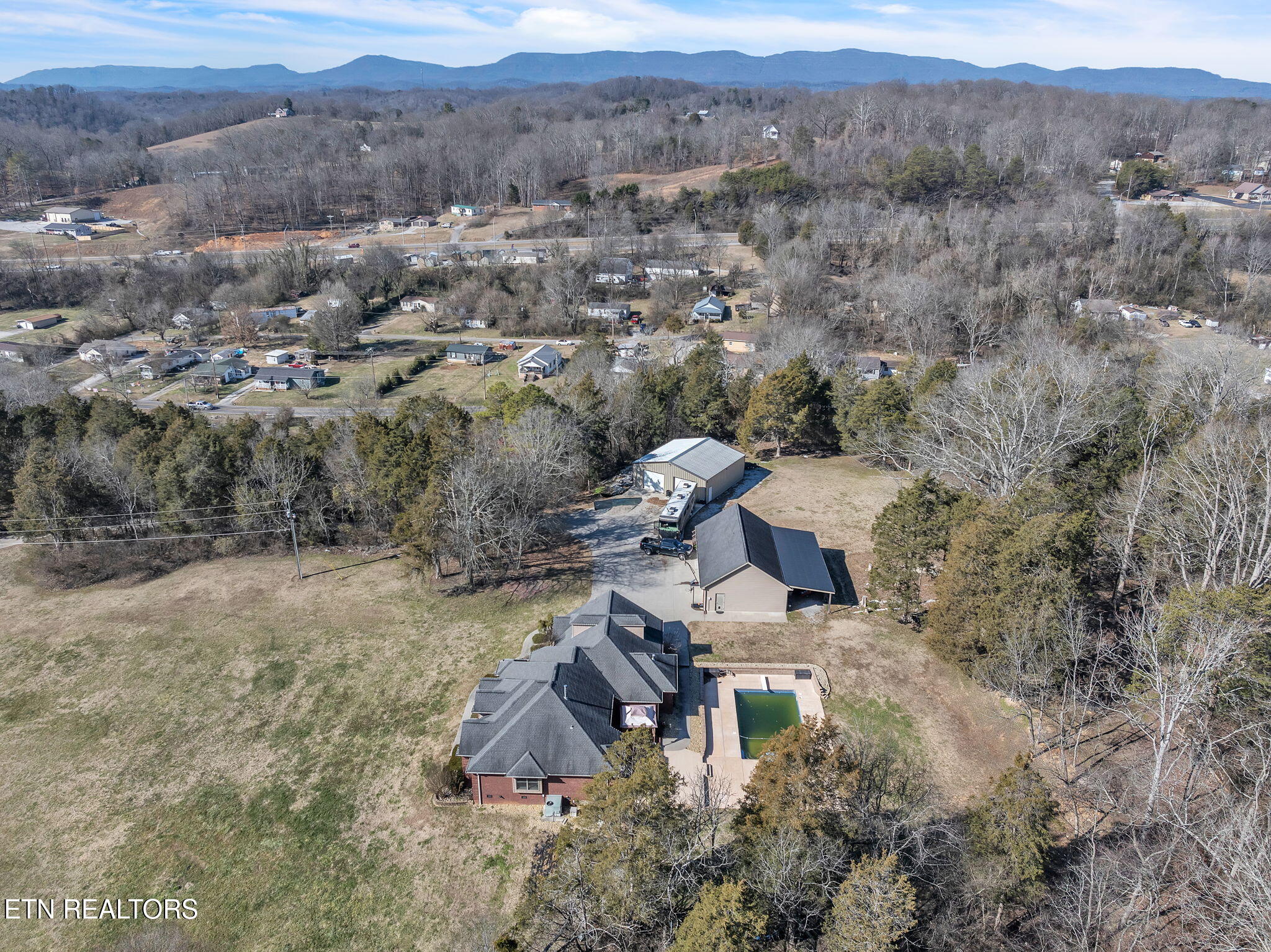 107 Brushy Valley Road Clinton, TN 37716 - Photo 47 of 58 107 Brushy Drone