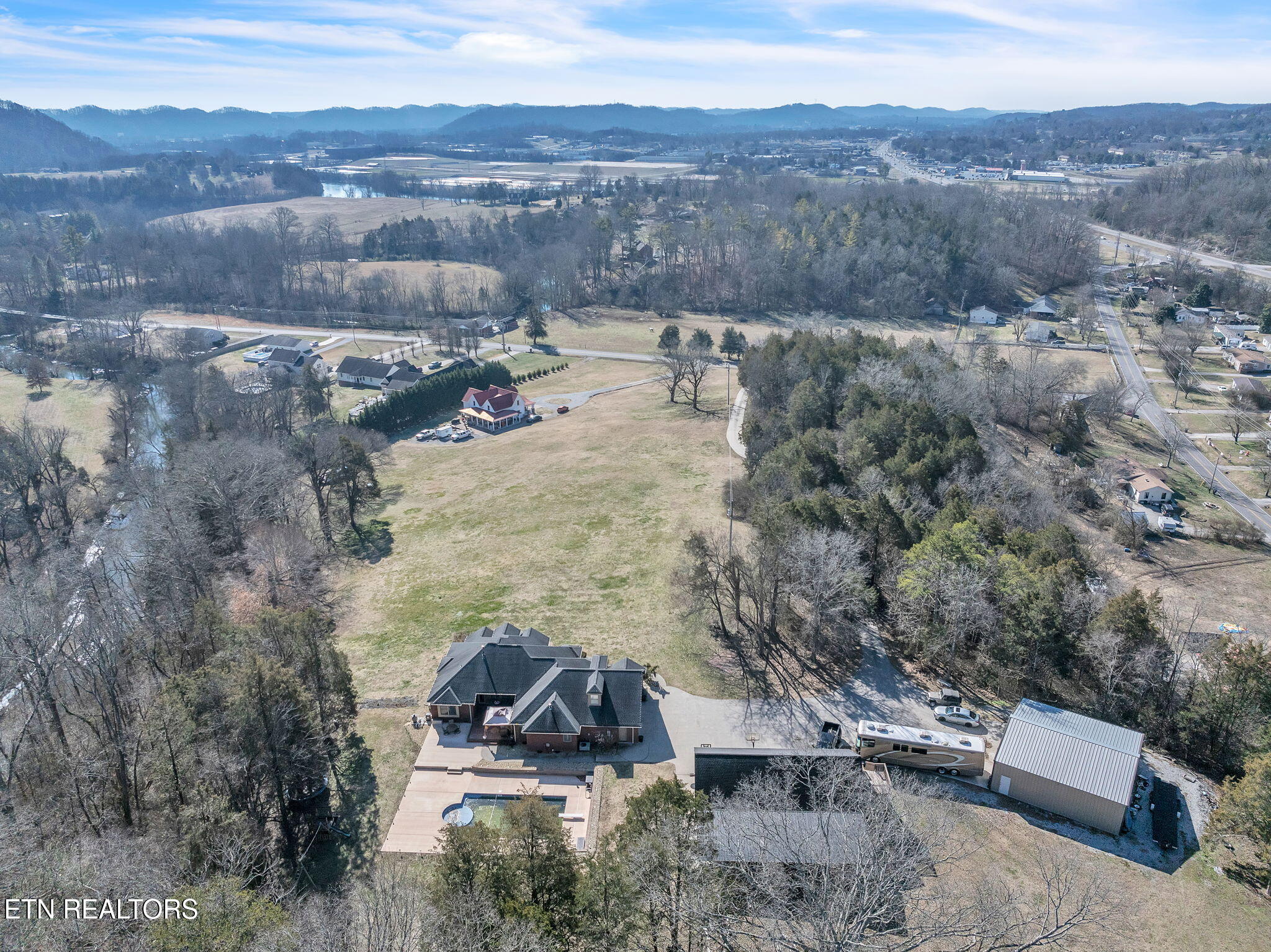 107 Brushy Valley Road Clinton, TN 37716 - Photo 51 of 58 107 Brushy Drone View