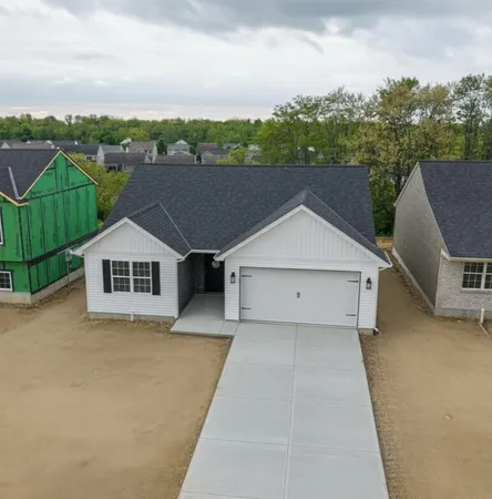 $300,000 | 124 Belmont Court, Williamstown, KY 41097