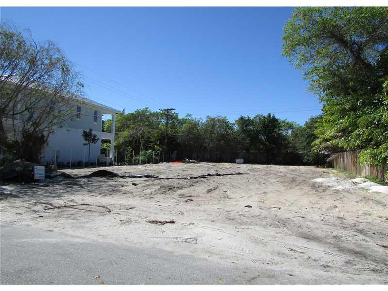 951 Northeast 2nd Terrace Boca Raton, FL 33432 - Photo 1 of 5 Photo 1