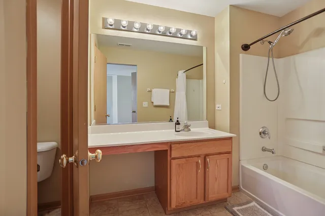 $298,000 | 16663 South Windsor Lane, Lockport, IL 60441