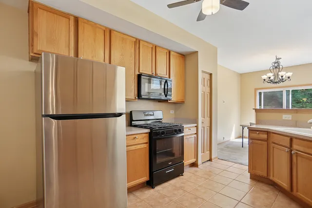 $298,000 | 16663 South Windsor Lane, Lockport, IL 60441