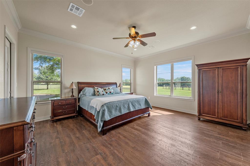 161 Rancho Lorena Drive Lorena, TX 76655 - Photo 13 of 38