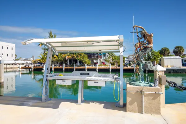 $6,200,000 | 24200 Overseas Highway, Summerland Key, FL 33042