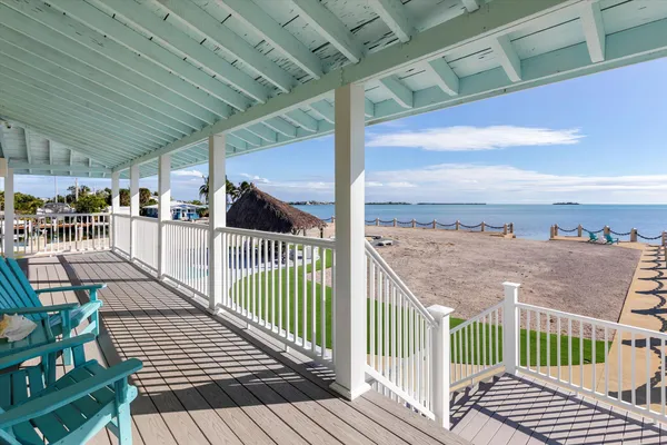 $6,200,000 | 24200 Overseas Highway, Summerland Key, FL 33042