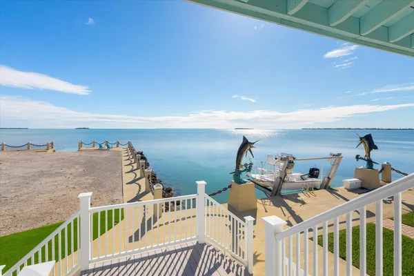 $6,200,000 | 24200 Overseas Highway, Summerland Key, FL 33042