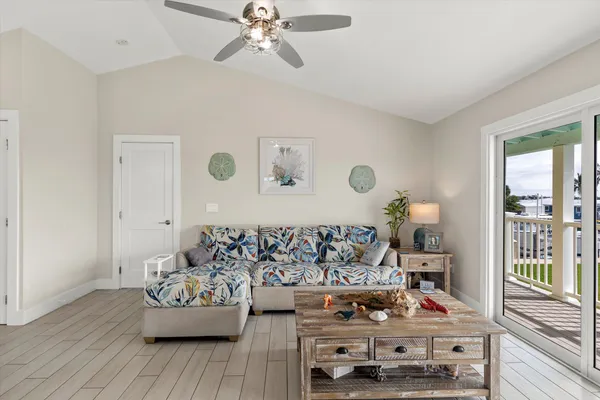 $6,200,000 | 24200 Overseas Highway, Summerland Key, FL 33042