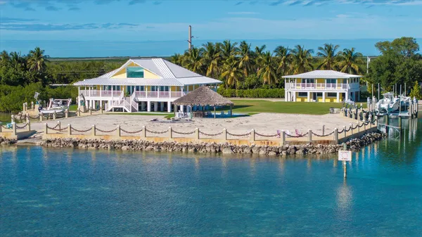 $6,200,000 | 24200 Overseas Highway, Summerland Key, FL 33042