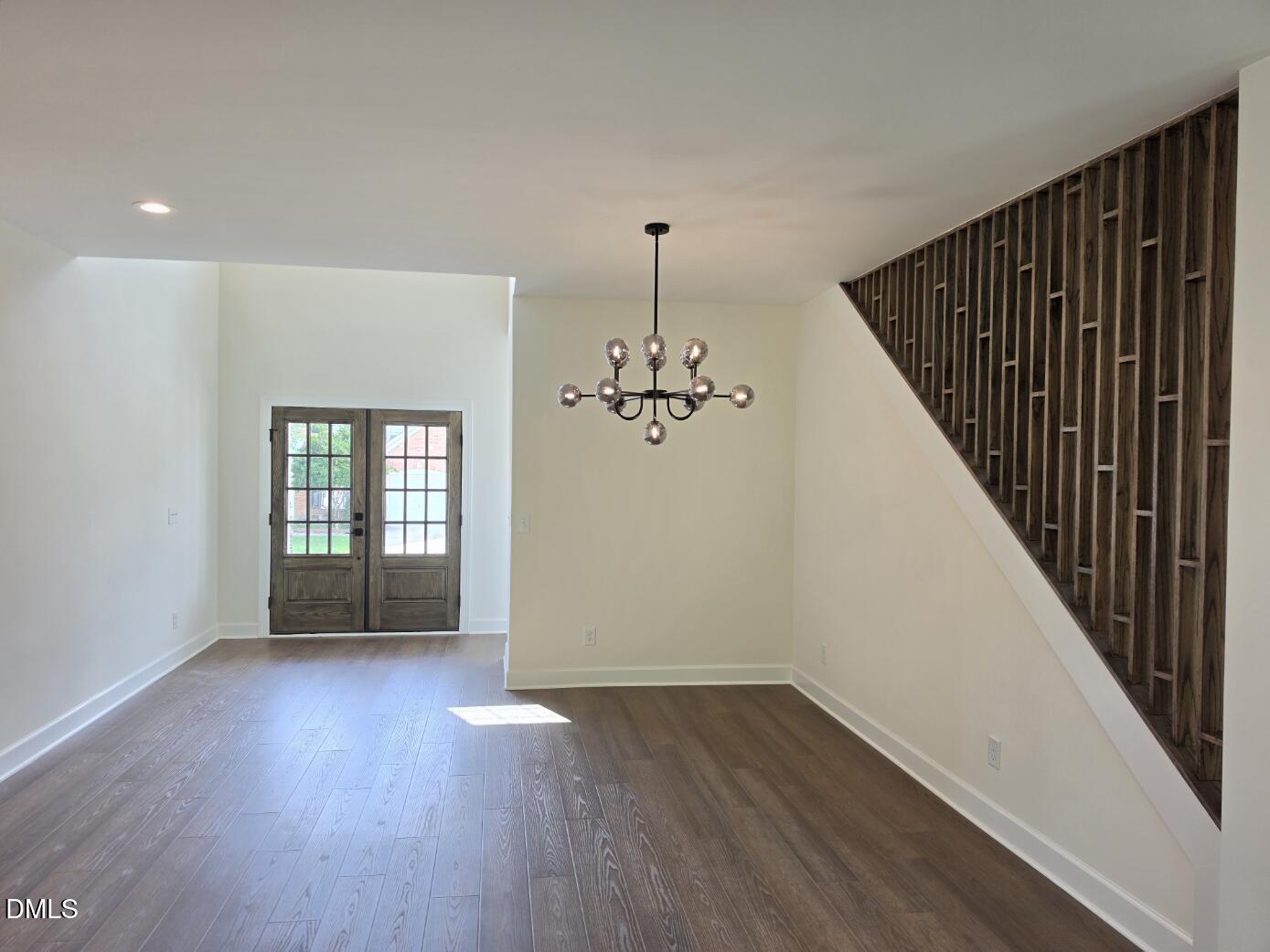 7608 Silver View Lane Raleigh, NC 27613 - Photo 7 of 46
