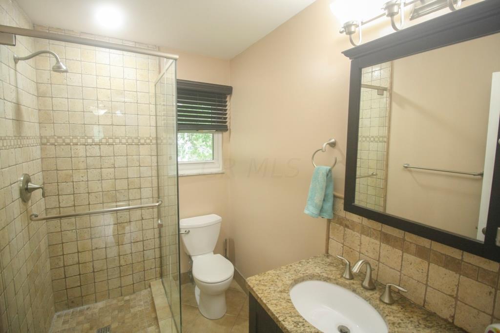 262 South Broadleigh Road Columbus, OH 43209 - Photo 17 of 40 Gallery Image 17