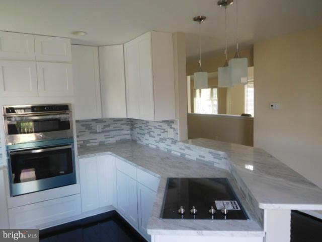 3009 Courtside Road Bowie, MD 20721 - Photo 6 of 30 Kitchen/Breakfast Bar